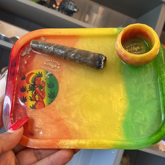 Rolling Tray with Clay Cigar and realistic ashes and greens - Picture 5 of 8